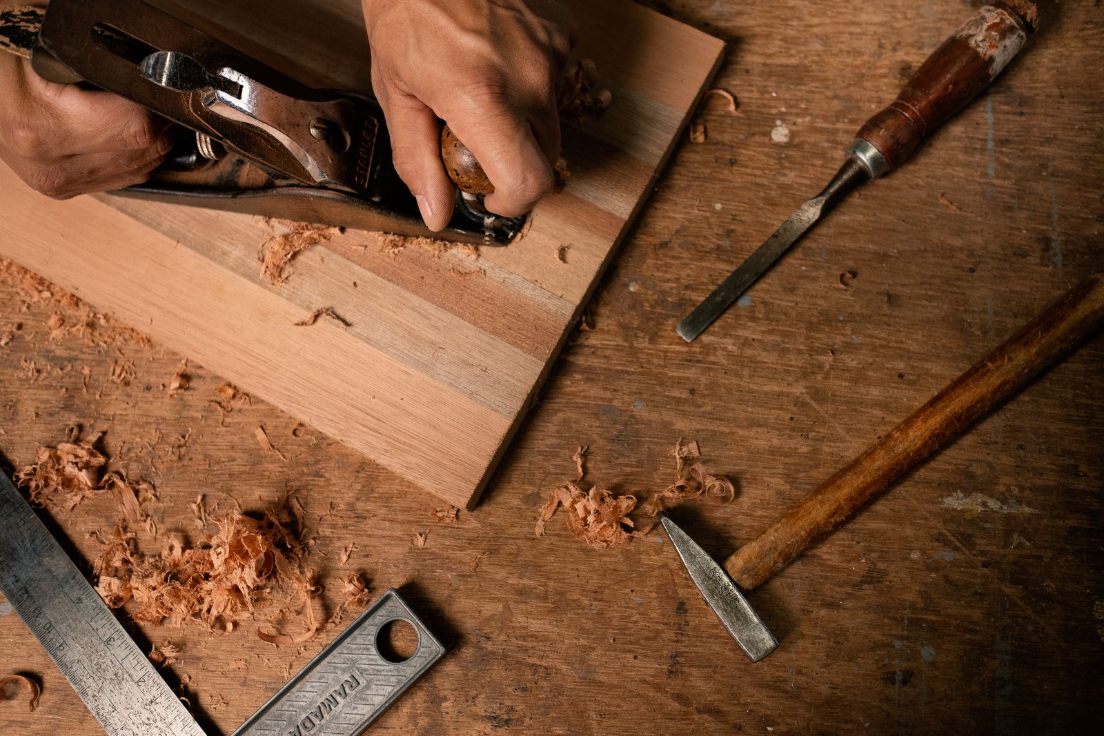 Handarbeit mit dem Hobel